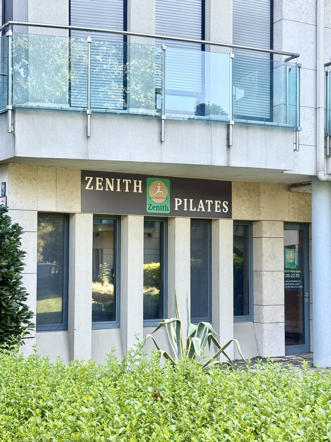 Főcímkép